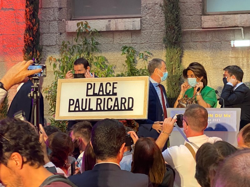 Place Paul Ricard aux Docks